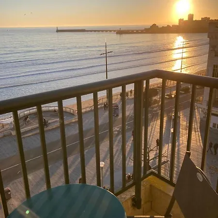 Les Pieds Dans L'Eau Apartment Les Sables-d'Olonne Exterior photo
